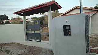 #22 Entrada da chácara finalizada , padrão de energia e portão de correr colocados..