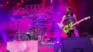 Steel Panther Houston HOB 2023 Nobody leaves until we all catch the hat!