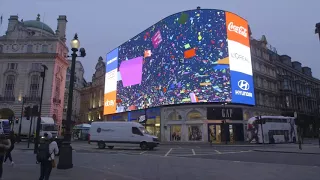 #PiccadillyOn - Piccadilly lights switch on LIVE