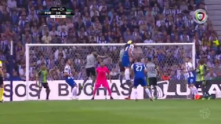 Goal | Golo Marcano: FC Porto (2)-0 V. Setúbal (Liga 17/18 #31)