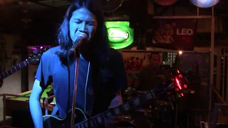 UNDER THE BRIDGE (Red Hot Chili Peppers), by CRAZY BULL BAND, Hua Hin, Thailand - March 2019