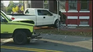 Pickup truck crashed into Springfield apartment building