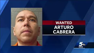Authorities search for inmate who escaped from southern Oklahoma prison