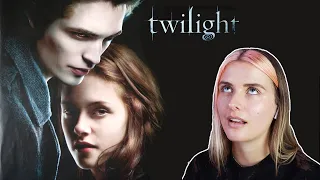 twilight is a giant meme and here's why |  LET'S WATCH TWILIGHT