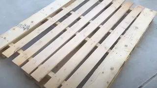 The BRILLIANT pallet wood project that will solve your biggest backyard problem!