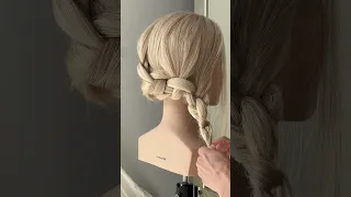 Elegant & Effortless Hairstyle!