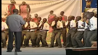 Sigalame Boys Perfoming koffi Olomide's song Micko at the Kmf 2013