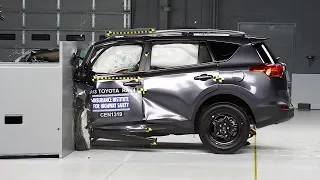 2013 Toyota RAV4 driver-side small overlap IIHS crash test