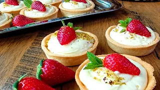 Lemon🍋strawberry tartlets 🍓