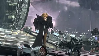 Beyoncé - 1+1, I Care, River Deep, Mountain High (Live) [Renaissance World Tour, London] CLUB RENNY