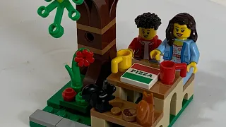 LEGO Squirrels! City(60326): Picnic in the Park Build and Review