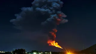 Incredible Time-Lapse of Mount Etna Eruption || WooGlobe