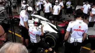 Vodafone McLaren Mercedes MP4-27 F1 Tyre Changing