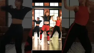 KPOP IN PUBLIC ITZY WANNABE DANCE COVER IN PUBLIC