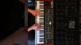 Aphex Twin's ON synth riff (Prophet REV2 & Valhalla Delay)