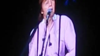 Paul McCartney (And i Love Her) Zocalo