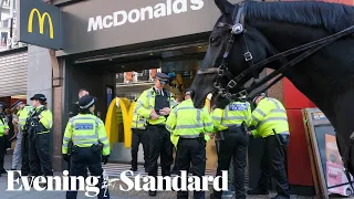 Oxford Street chaos: Police make nine arrests and clash with youths