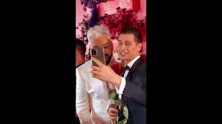 Филипп Киркоров на Муз-ТВ 2021 - "cвадьба" с Давой, мальчики-модели,  Дава подарил розу Милохину.