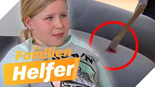 SCHOCK: Luca (9) sticht sich mit einem MESSER ins Bein! | Die Familienhelfer | SAT.1