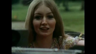 MARY HOPKIN - "Let My Name Be Sorrow" (from V.I.P.)  Schaukel, ZDF German TV channel, July 1971)