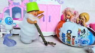 OH, MOM, WHO IS THIS?Katya and Max are a fun family! Funny Barbie Dolls and LOL Darinelka TV