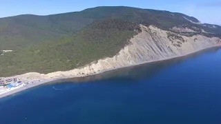 Пляжи каменистые, побережье Анапы