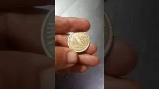 1 DÓLAR COMEMORATIVA “SACAGAWEA” EUA