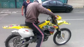 Suzuki RMZ 450 2006 sound - stock exhaust