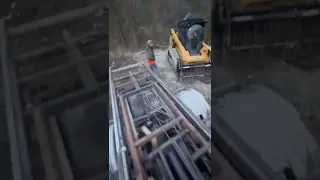 Building a roll off truck