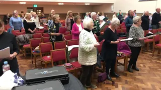 Choirs For Good Conwy - Movin‘ On Up