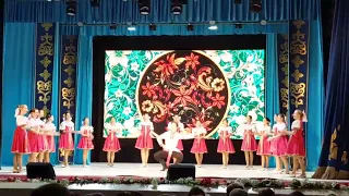 Русский  стилизованный танец "Ах вы,сени мои сени"