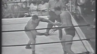 Killer Kowalski vs Edouard Carpentier (25th January 1963)