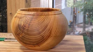 Richard Raffan turns Himalyan cedar bowl