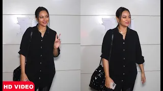 Sonakshi Sinha Snapped At Clinic In Bandra | Bollywood Chronicle