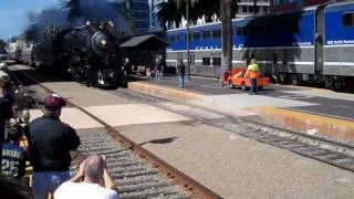 Santa Fe 3751 Steam Train Arriving in San Diego 2010