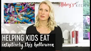 How Much Candy Should Kids Eat? A Dietitian’s Guide to Halloween Candy & Intuitive Eating