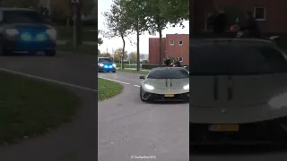 Lamborghini Huracan Performante chased by Police