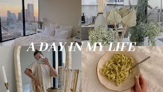 DAY IN MY LIFE in Downtown LA: Flower Market, Apartment Updates, Cozy Night In