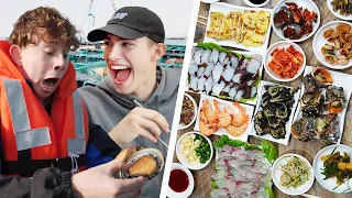 British Uni Students go fishing in Korea: SEAFOOD FEAST!!