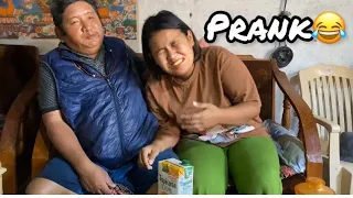 momo prank on Dad..|No hands eating challenge |Tibetan siblings |Tibetan youtuber