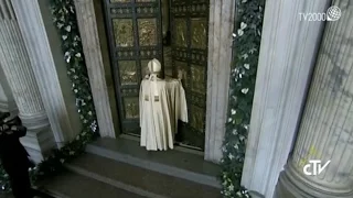 Giubileo della Misericordia, Papa Francesco apre la Porta Santa della Basilica Vaticana