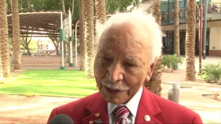 Sen. John McCain honors Phoenix veterans ahead of the Veterans Day | Cronkite News