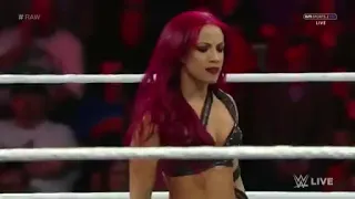 Full Match: Becky Lynch vs Sasha Banks w/Naomi & Tamina Raw 23/11/15