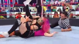 Asuka vs alexa Bliss  Wwe. Raw