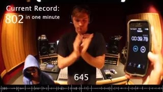 WORLD'S FASTEST CLAPPER (975 claps in 1 minute)