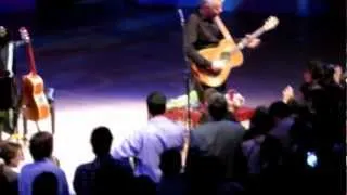 Tommy Emmanuel Live in Moscow — Guitar Boogie & Baby What You Want Me To Do & Purple Haze