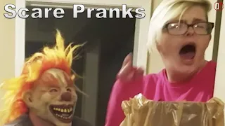 TRY NOT TO LAUGH WHILE WATCHING FUNNY SCARE PRANKS 2021