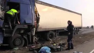 Во время массовой ДТП в Днепропетровской области погиб водитель фуры.