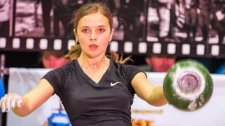 Ksenia Dedyukhina - 200 reps in kettlebell snatch / Ксения Дедюхина  - рывок гири 200 раз