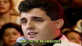 Bruno e Marrone cantam "Dormi Na Praça" no Quadro Jovem Guarda Sertaneja (1995)